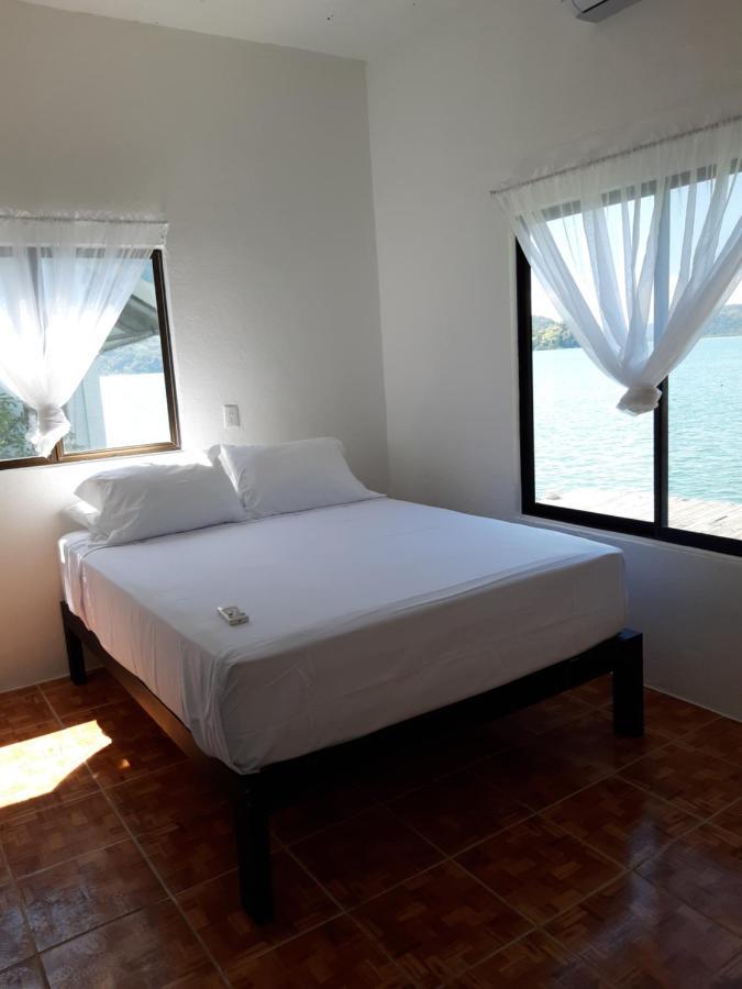 גולפיטו Vista Castillo Hotel מראה חיצוני תמונה