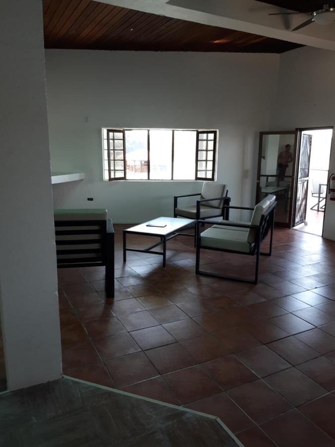 גולפיטו Vista Castillo Hotel מראה חיצוני תמונה